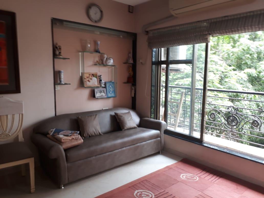 2 BHK Fully Furnished in Chrysalis , Juhu